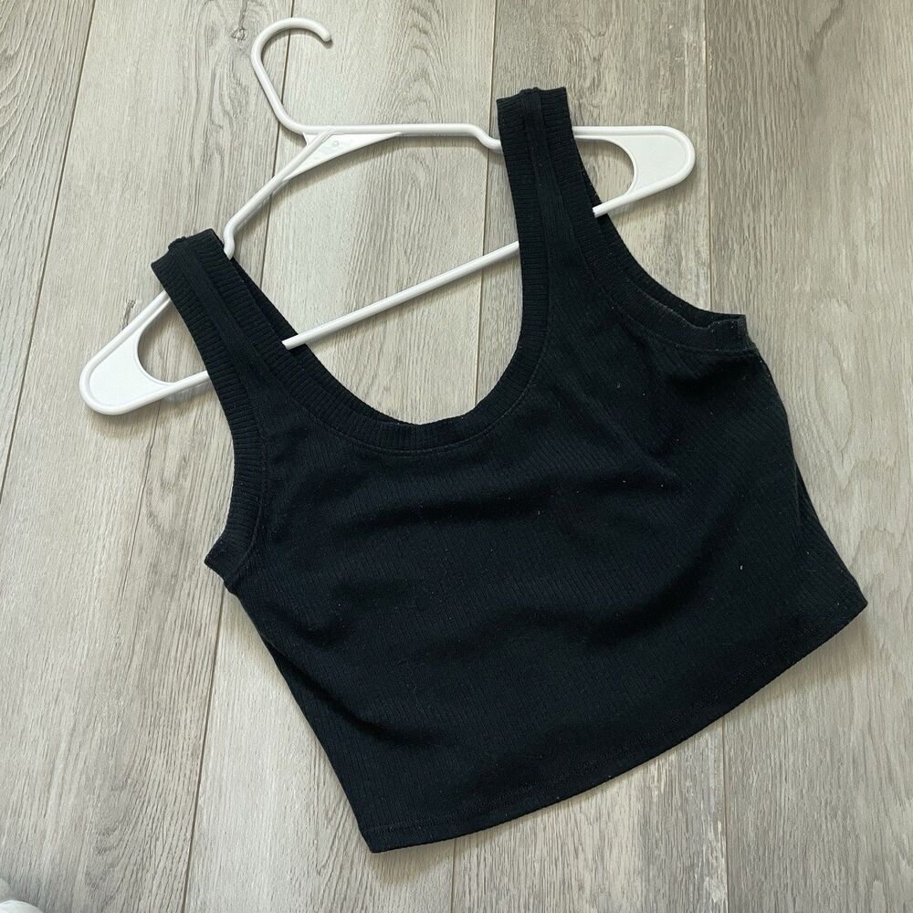 Alo Tank Top crop ribbed knit pullover woemns Black (small) athleisure outdoor